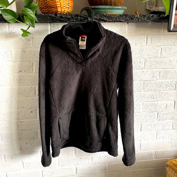 🖤 The North Face Osito 1/4 Zip Pullover 🖤 - Picture 2 of 5